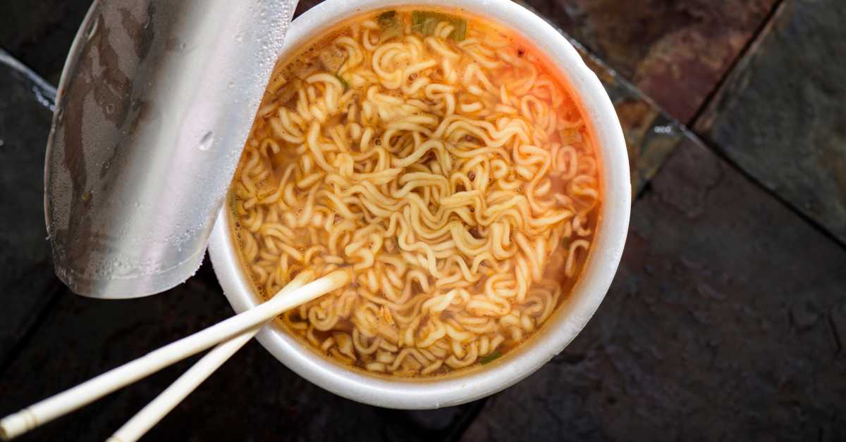 How to Make Instant Ramen Taste Like it Came from a Restaurant