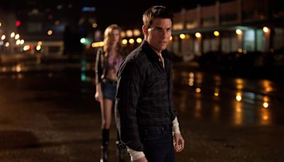 Tom Cruise's Jack Reacher Is Winning Double In Netflix's Top Charts - SlashFilm