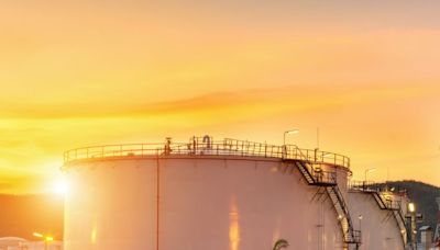 The Return Trends At FLEX LNG (NYSE:FLNG) Look Promising