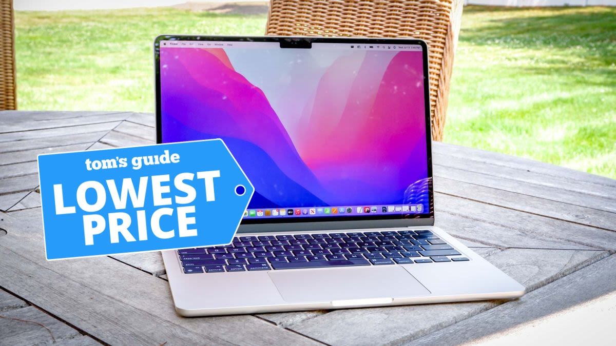 This MacBook just crashed to $829 — and it's one of the best laptop deals I've ever seen