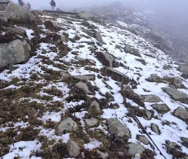 Winter arrives early as Kashmir's Gulmarg and Sonmarg receive season's first snowfall