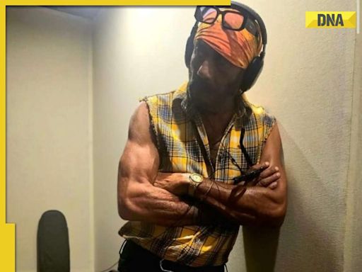 Jackie Shroff stuns fans with his chiseled physique, sculpted biceps at 67