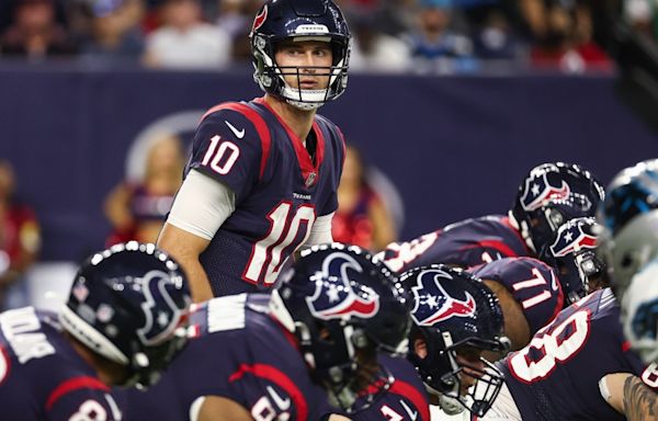 Where does Pro Football Focus rank Texans' offensive line heading into 2024 season?