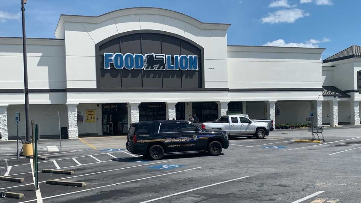 Deputies investigate reported bomb threat made at Upstate grocery store