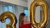 Rebecca Lima sopla las velas por su 30 cumpleaños, junto a Jordi Cruz y embarazadísima de su primer hijo