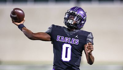 ‘We came out complacent’: Crowley football shut out by Dallas Skyline in non-district game