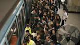 Metro eleva en 12 millones las validaciones en el primer trimestre, pero aún no llega a niveles prepandemia - La Tercera