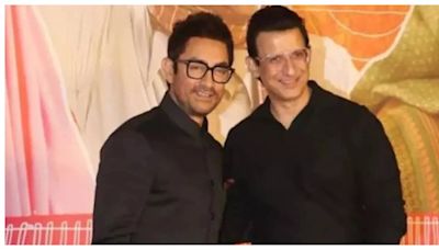 Sharman Joshi says he has always loved and respected Aamir Khan's work: 'He doesn't intend to prove anything to anyone' - Times of India