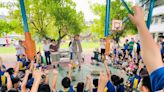 「行動動物園」前進校園 巡迴北高雄宣導學童驚呼不斷 | 蕃新聞