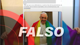 ¿El papa Francisco portó una bandera LGBT+? No, es una imagen creada con Inteligencia Artificial