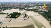 Dos muertos y miles de evacuados por las inundaciones en el norte de Italia