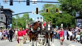 Celebs in town: Budweiser Clydesdales draw enormous crowd in downtown Lexington