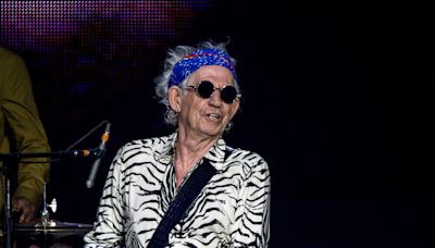 Keith Richards got so wasted on Rolling Stones tour he was flown to another country while still in bed