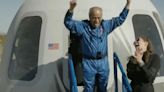 Blue Origin volvió a llevar pasajeros al espacio, incluido el astronauta con más edad