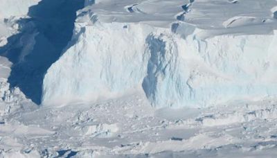 UC Irvine-led team uncovers ‘vigorous melting’ at Antarctica’s Thwaites Glacier