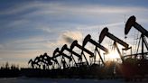 Exxon, Chevron, Conoco Stocks Extend Declines Along With Oil Prices