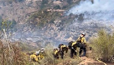 Brush fire in Thousand Oaks forces evacuation warnings