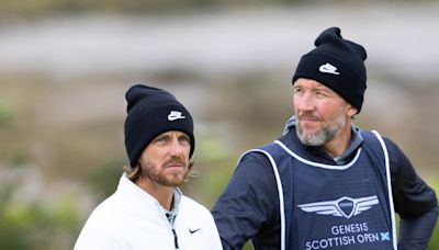 Tommy Fleetwood reunites with long-time caddie, off to excellent start at Scottish Open