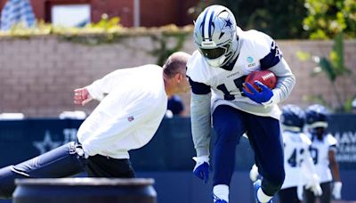 Ezekiel Elliott offers scouting report for every guy in Cowboys’ crowded running back room