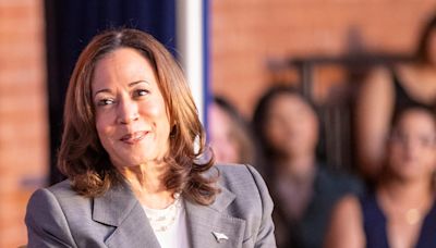 More than 60 elected Arizona Democrats holding state, local office back Harris
