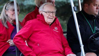 Warren Buffett believes the vast wealth gap in America is due to 1 'inevitable consequence'