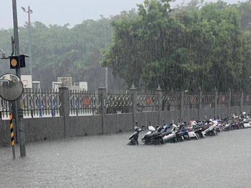 豪雨狂炸！ 新北三區發布二級淹水警戒