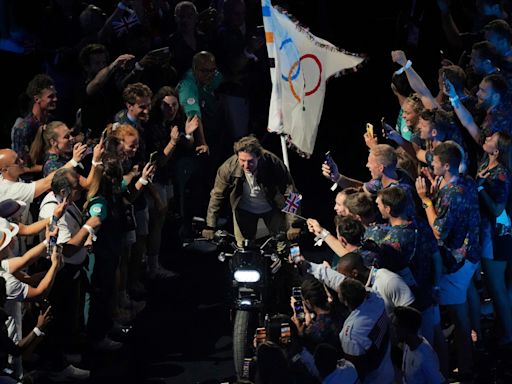 Tom Cruise leads Paris Olympics 2024 closing ceremony in star-studded handover