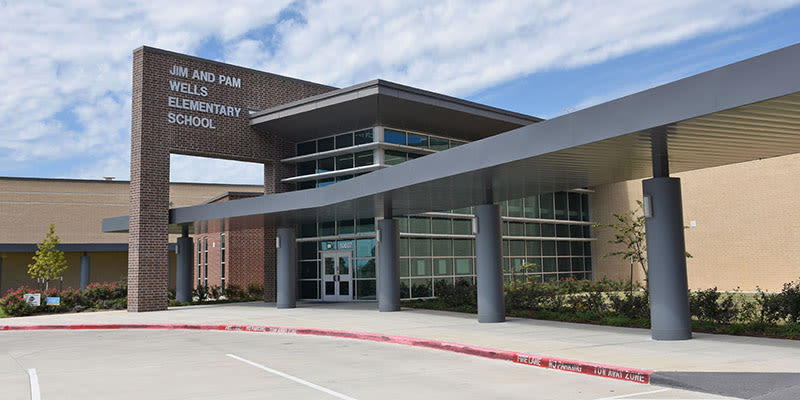 Devastating storm keeps these Houston-area schools closed Tuesday