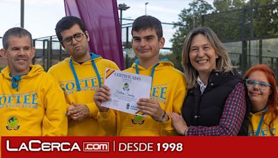 Reconocimiento a los deportistas de ASPADIF por su brillante actuación en el Campeonato de España de Pádel Adaptado