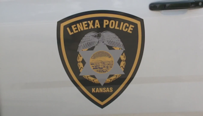 Woman stabbed outside Lenexa apartment, suspect in custody: police