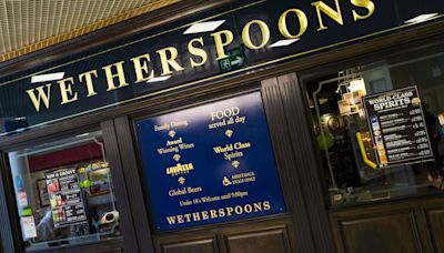 Punters shocked as Wetherspoons suddenly closes town centre pub without