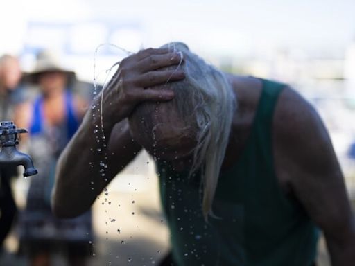 Dangerous Heatwave Scorches US; Experts Predict Record-Setting Temps