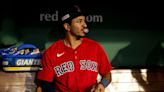 Red Sox lineup: Rookie shortstop sits (side discomfort) but will avoid IL