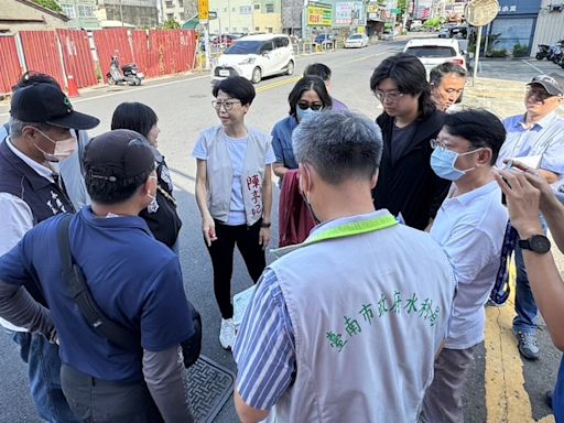 台南永康雨後道路積水 陳亭妃辦會勘 (圖)