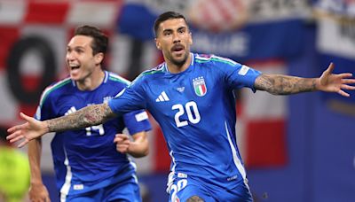 Croatia 1-1 Italy: 98th minute equalizer sends Italy through; Croatia on the brink