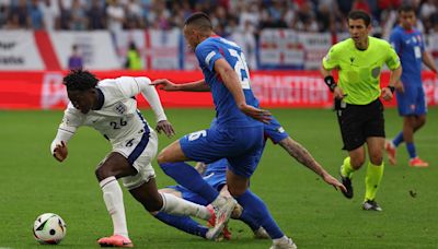 England fans fume as Slovakia dodge red card for foul on Mainoo