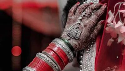 She Was Waiting for Her Groom. In the Next Room, Her World Came Crashing Down - News18