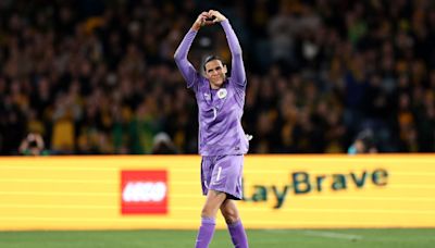 Matildas farewell pioneer Williams in rousing send-off