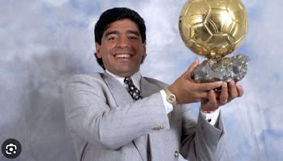 Pallone d’oro, una maledizione per Maradona: la storia dietro il celeberrimo premio consegnato al pibe de oro