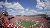 Wisconsin becomes 16th Big Ten school to sell alcohol in general seating areas at football games