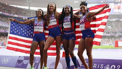 Richardson rallies U.S. 4x100 relay team to gold