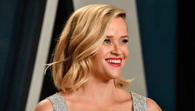 Reese Witherspoon shows off beautiful kitchen in home makeover video