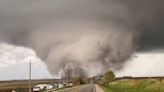 Niño salva a sus padres de tornado en Oklahoma; ‘Mamá, papá, no mueran: volveré’