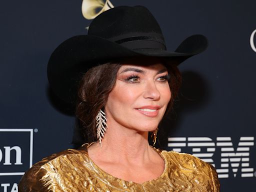 Shania Twain says she lives 'every day' learning how to be comfortable in her own skin: 'It's just a process'