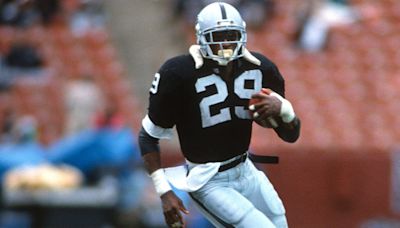 5 Players You Forgot Suited Up for the Las Vegas Raiders