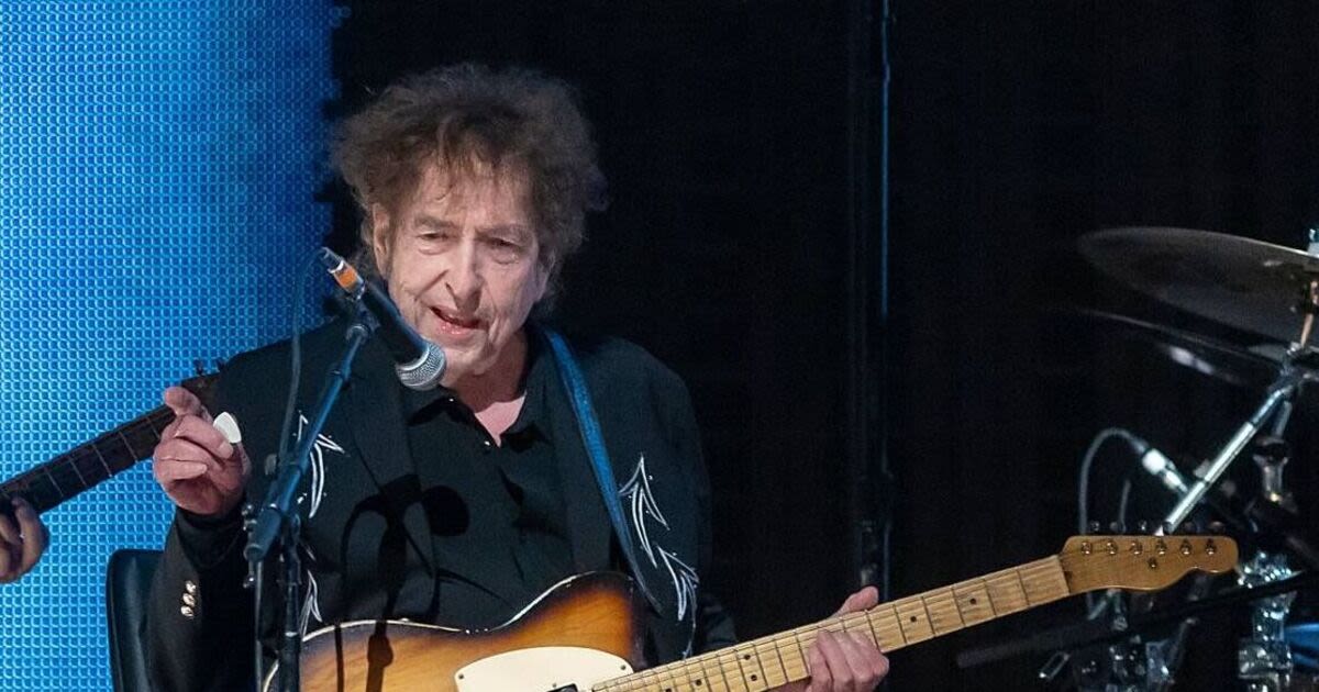 Bob Dylan performs song for first time in six years – and shakes things up