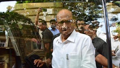 Sharad Pawar, Uddhav Thackeray could change stand on rebel MLAs