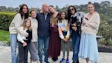 La reacción de las hijas de Bruce Willis tras las duras declaraciones de Emma Heming, la esposa del actor: “Tu valentía está moviendo montañas”