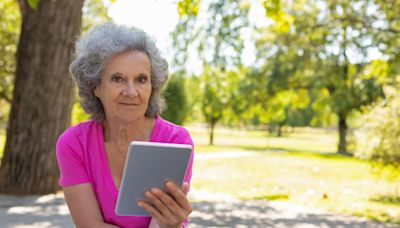 Over 60? How to tell if someone is scamming you online