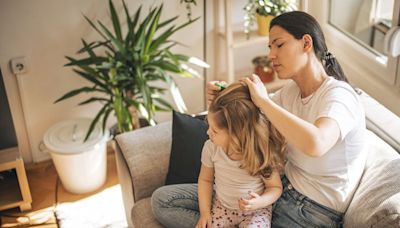 Parents warned of new 'super lice' as expert says some treatments won't work